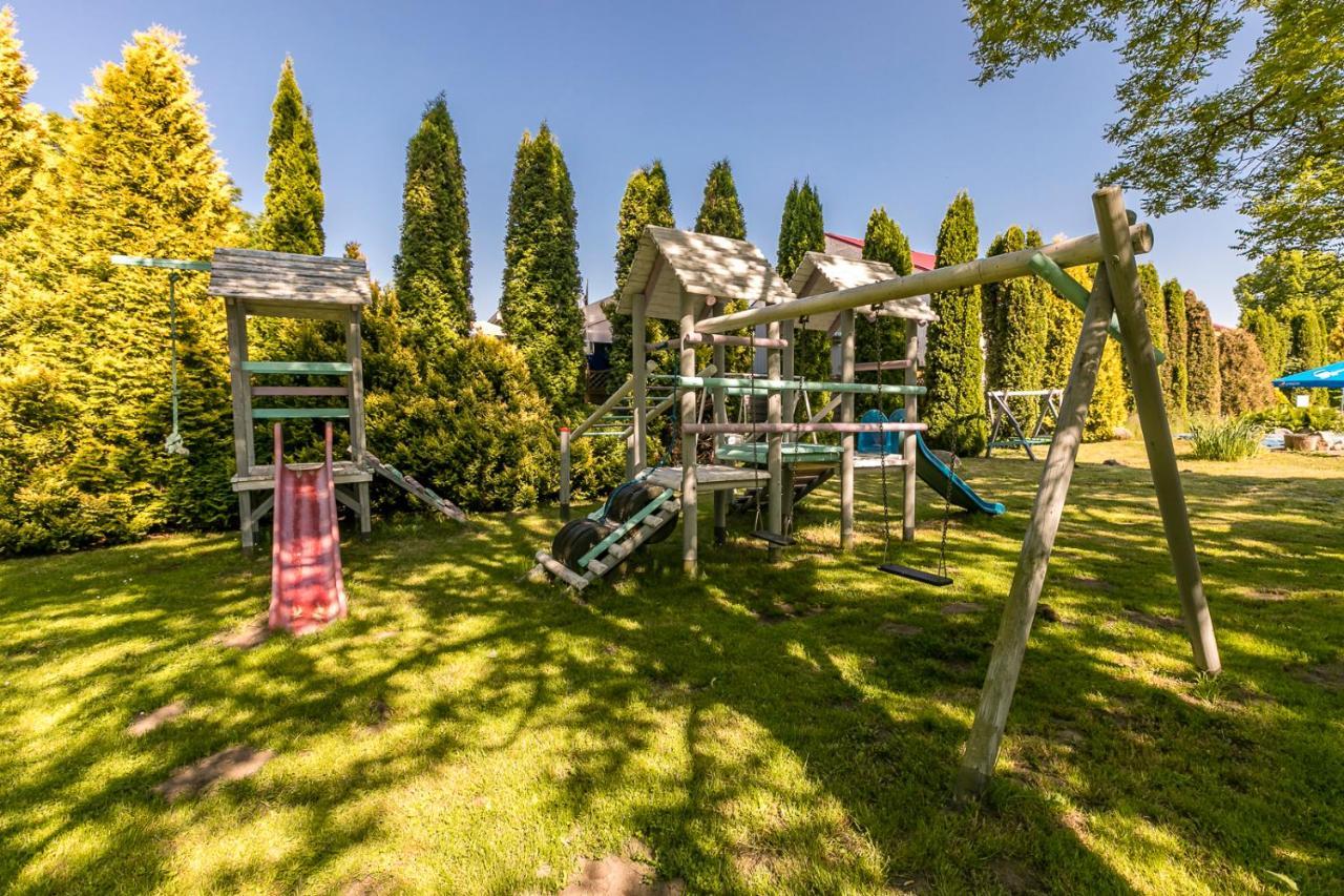 Apartamenty Pod Modrzewiem Ustronie Morskie Exteriér fotografie