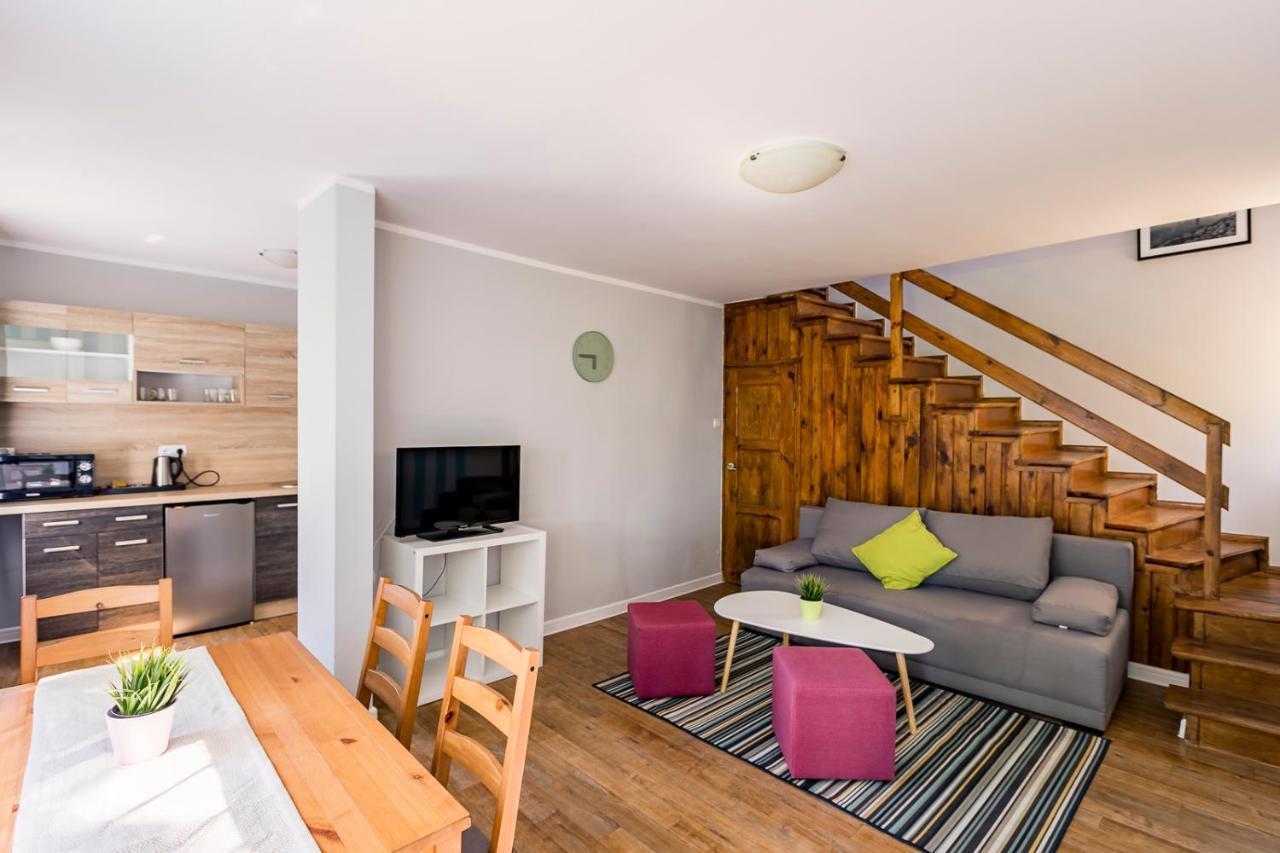 Apartamenty Pod Modrzewiem Ustronie Morskie Exteriér fotografie
